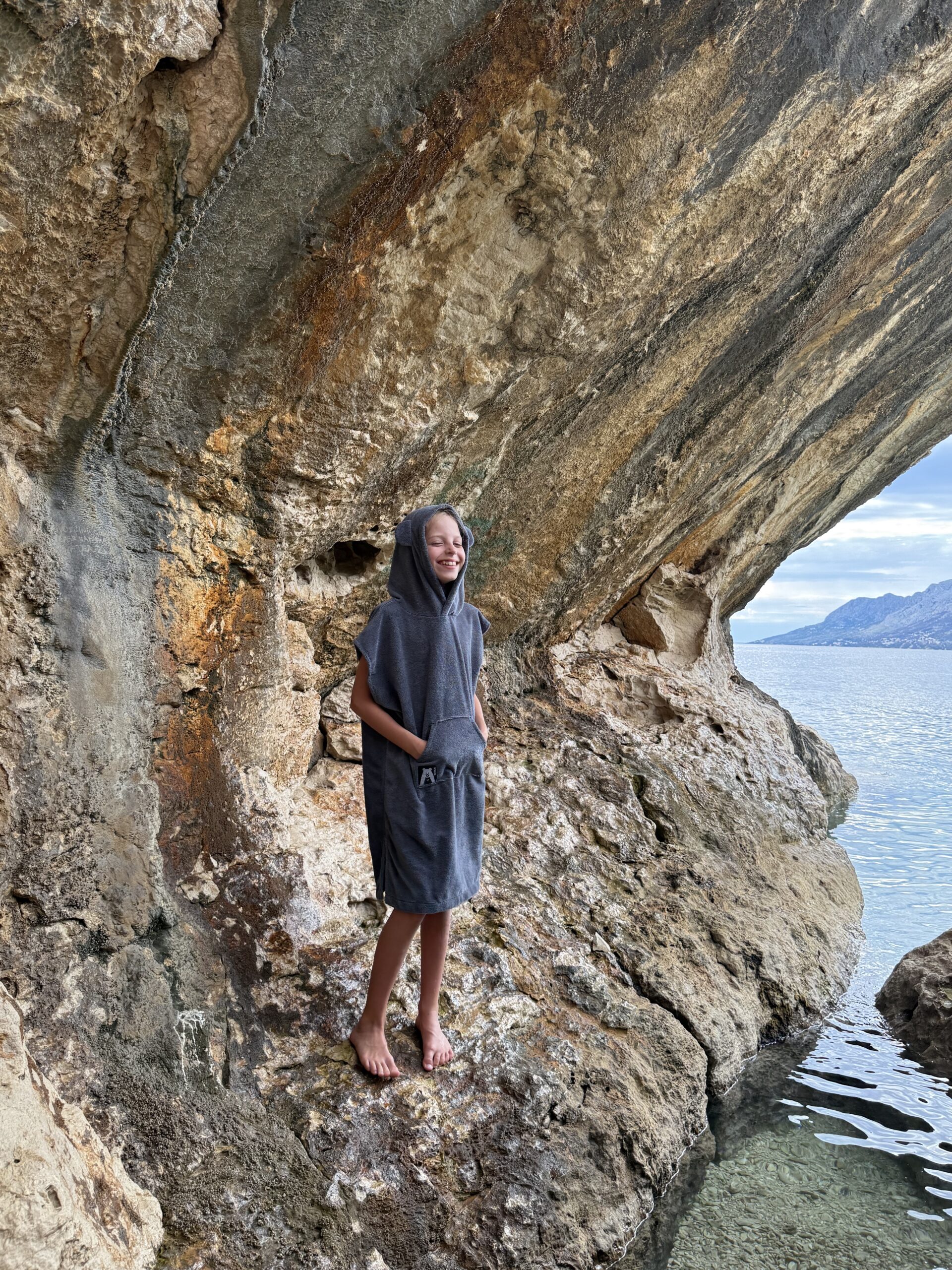 Bamboo Bear Grey poncho